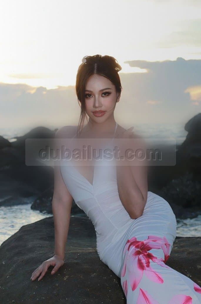 Shemale Moon - escort photo 14 in Dubai