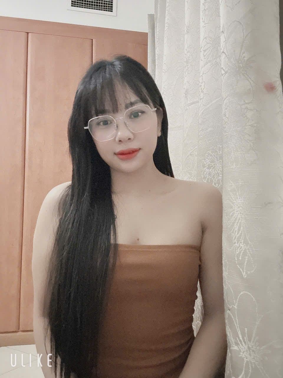 Hoài thu - صورة مرافقة 2 في Dubai