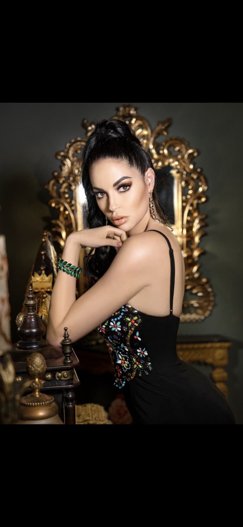 Vanessa - фото эскорт 8 в Dubai