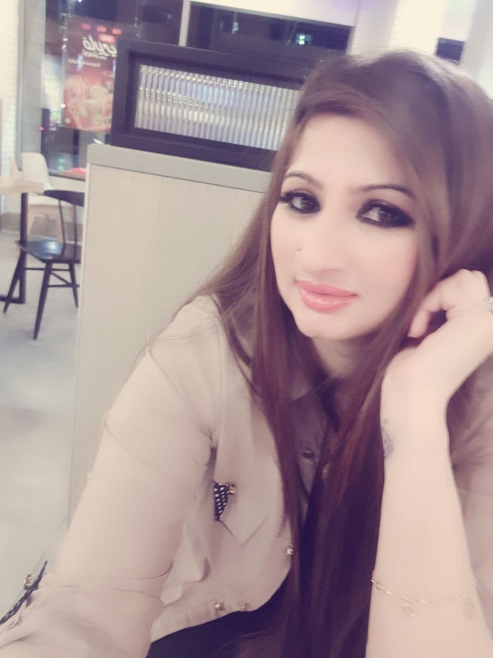 Shruti - escort photo 1 in Dubai