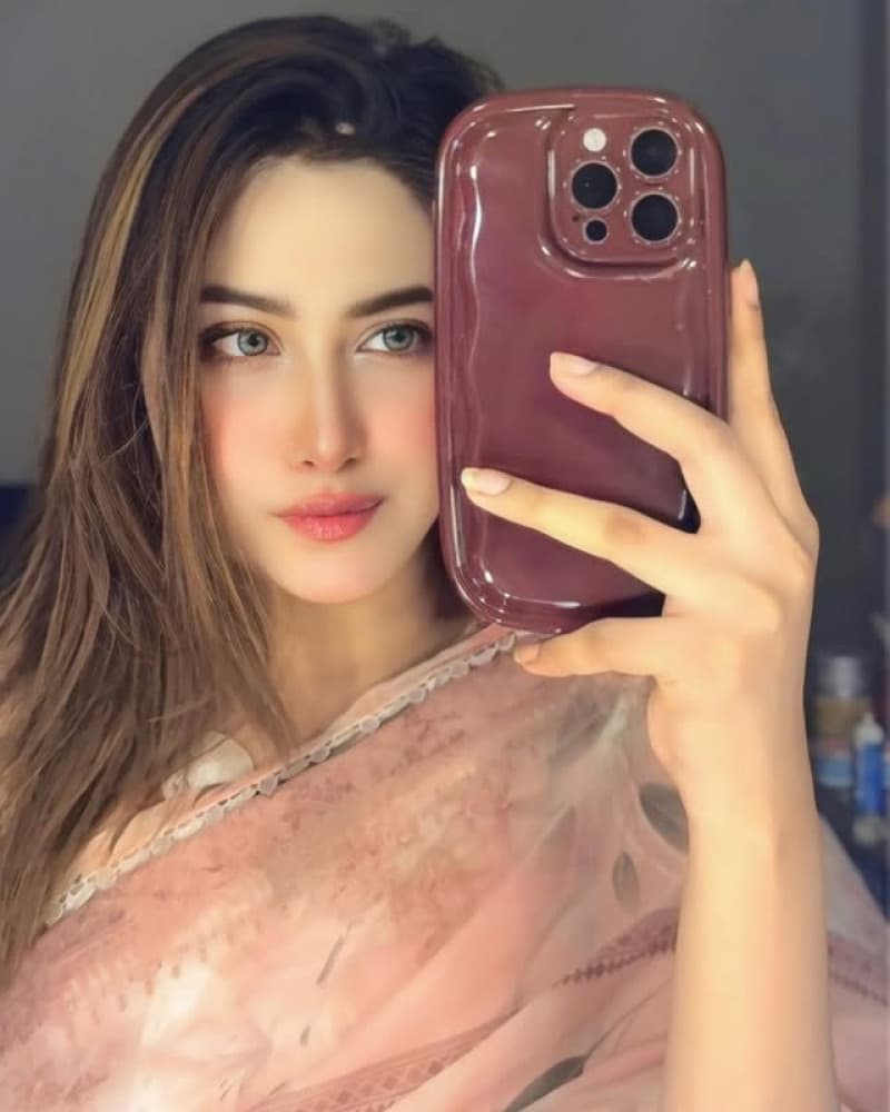 Sajjal - photo