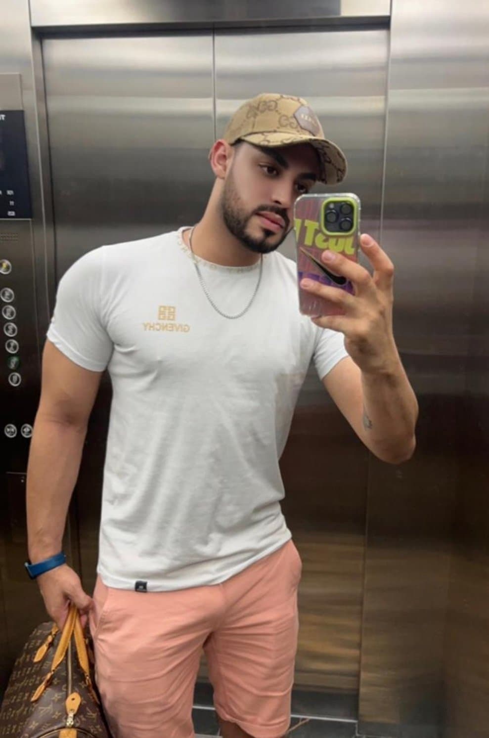 Alex - escort photo 5 in Dubai