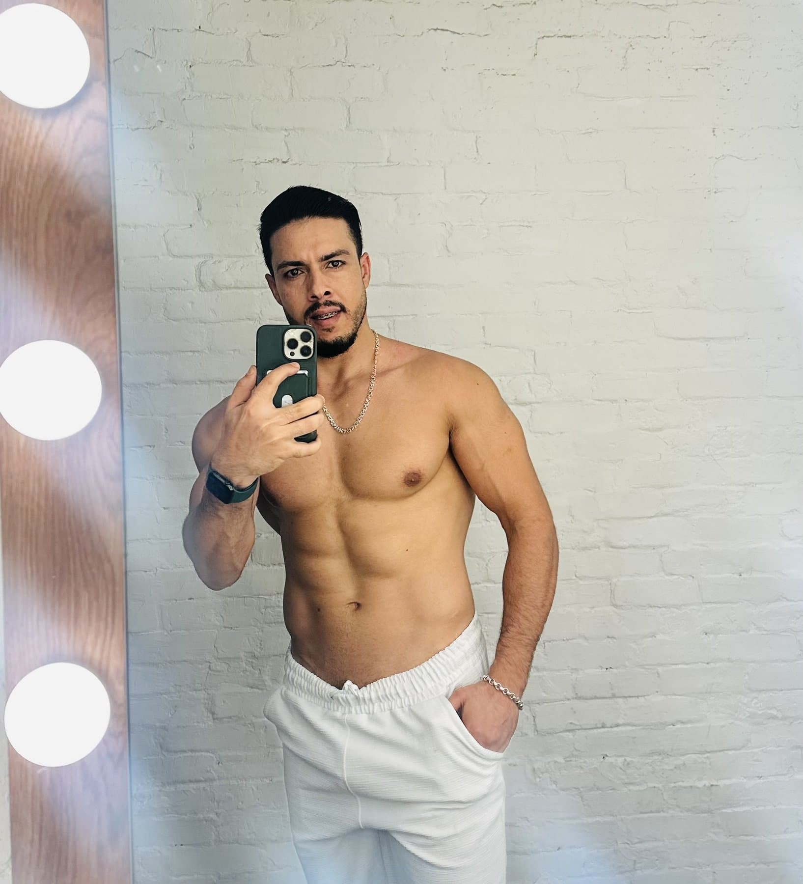 Peter - escort photo 3 in Dubai