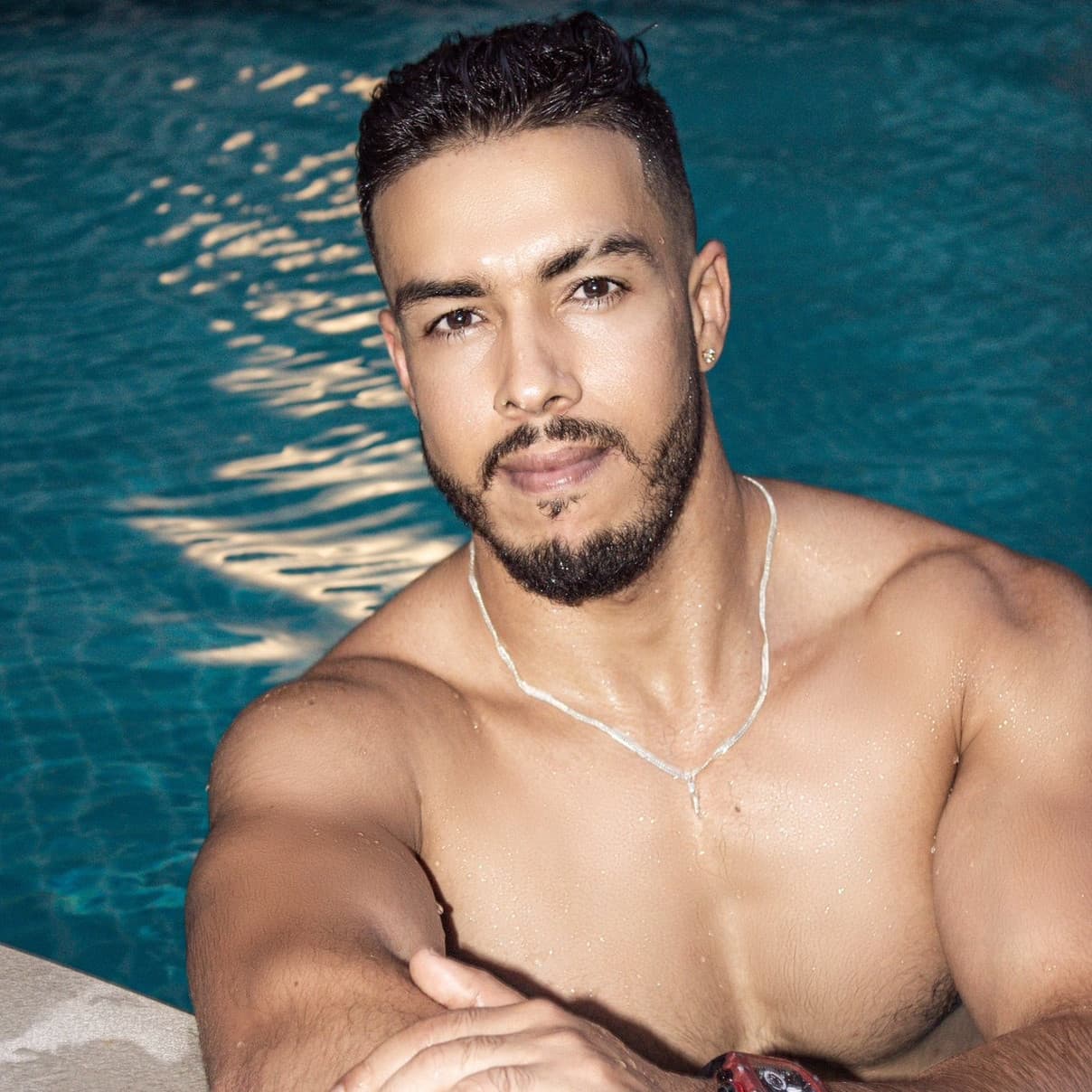 Peter - escort photo 1 in Dubai