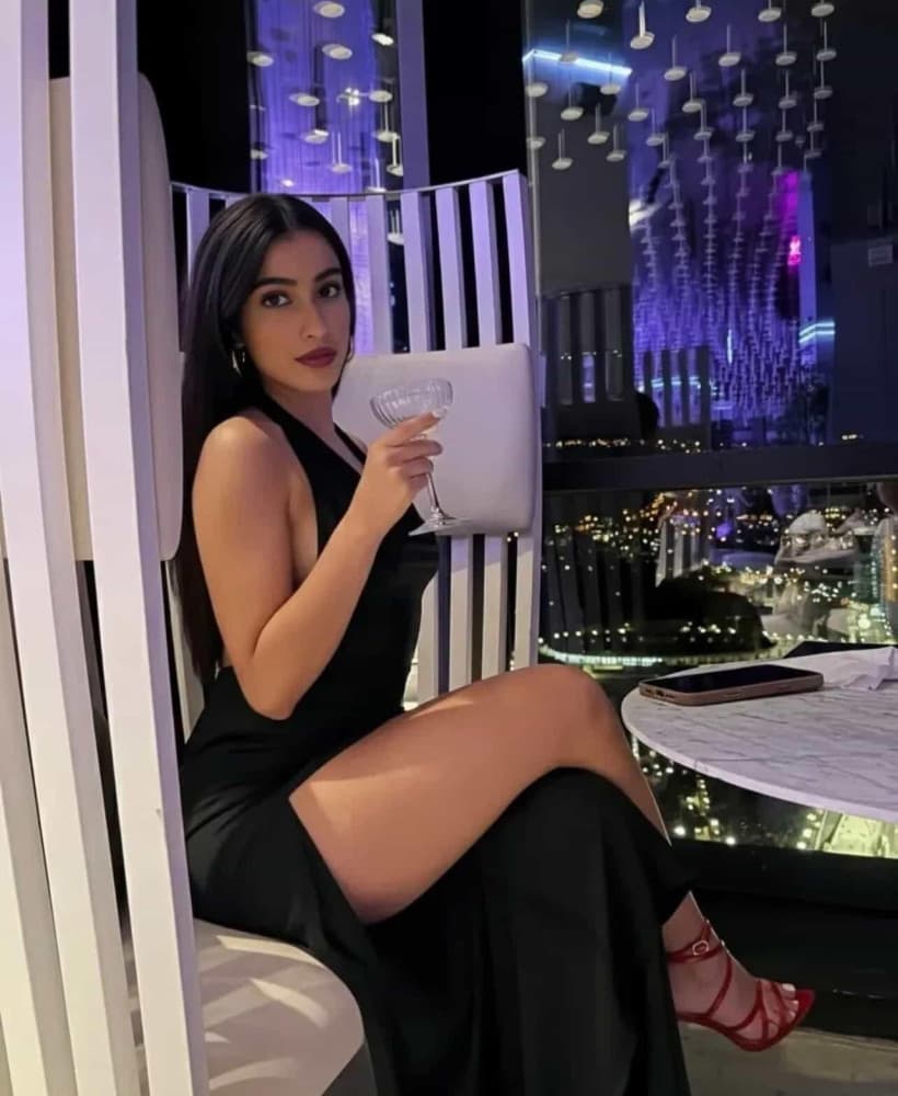 Deepika - escort photo 3 in Dubai