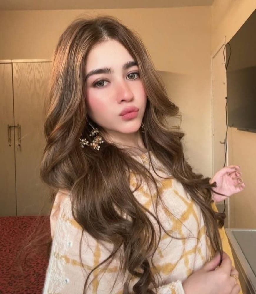 Saira - фото эскорт 1 в Dubai